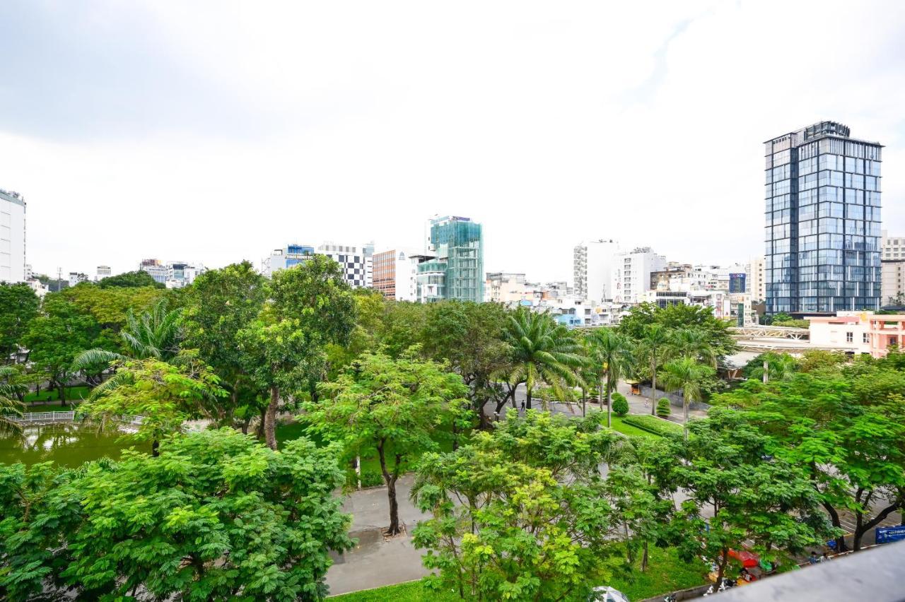 The Noble Swan Wood Park Hotel Ho-Chi-Minh-Stadt Exterior foto